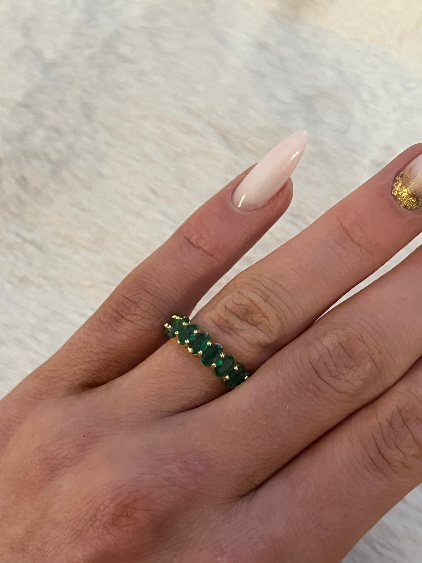 Emeri Ring