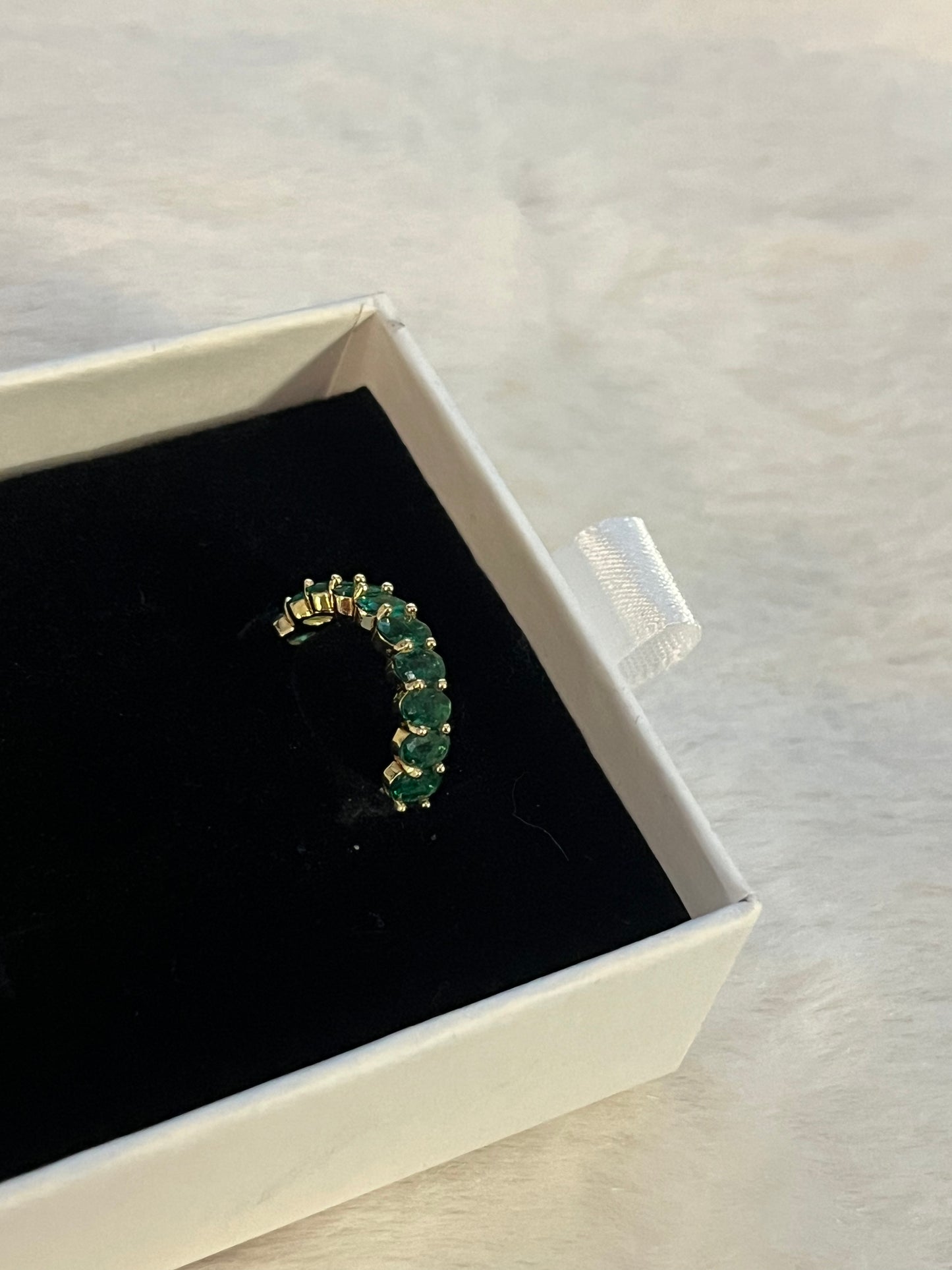Emeri Ring