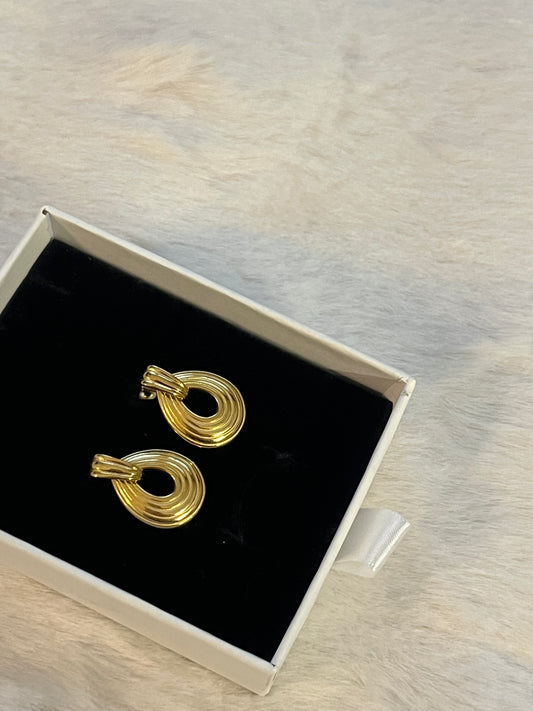 Vive Earrings